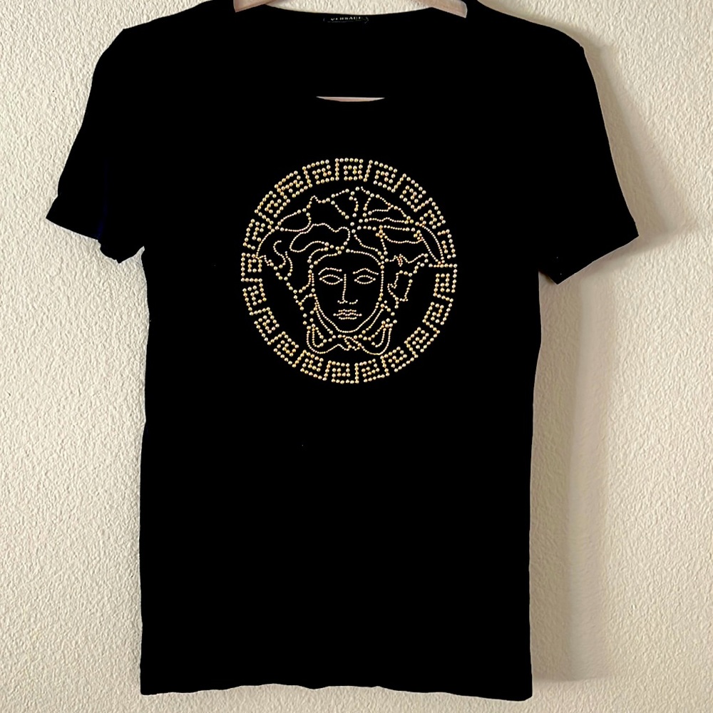 EUC Authentic Versace Medusa t-shirt, sz XS